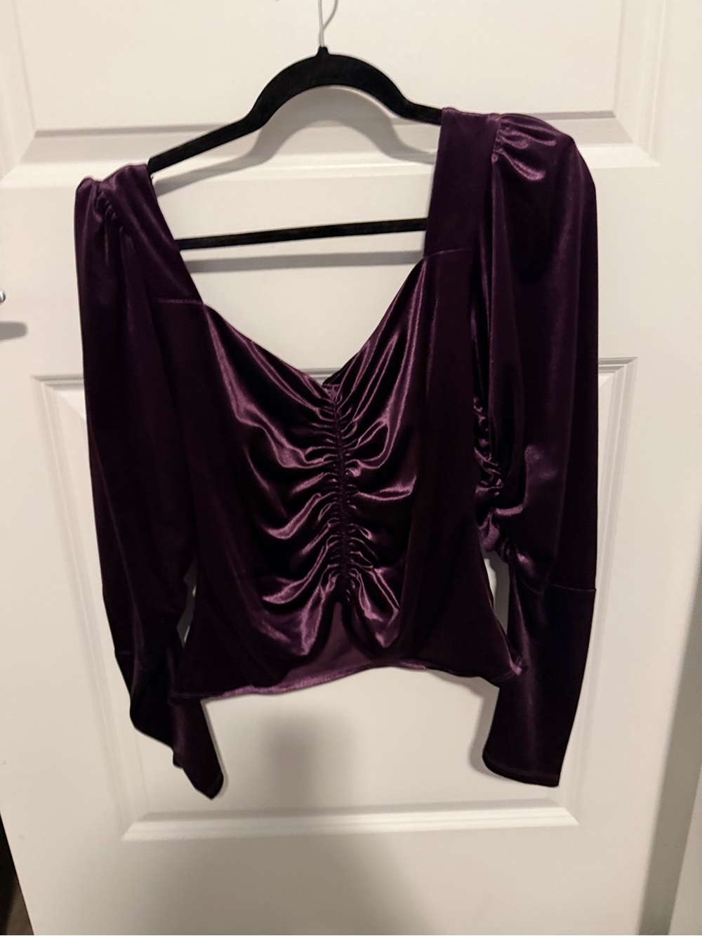 Express Satin Ruched Long-Sleeve Top - Deep Plum
